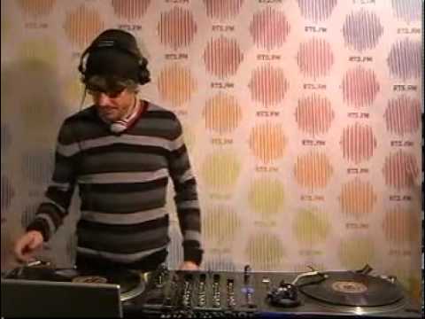 22:00:00 - Move D  @   RTS.FM SPB Studio - 06.02.2010: DJ Set