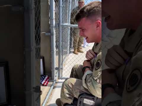 This soldier's final salute to his best friend broke me. 💔🫡