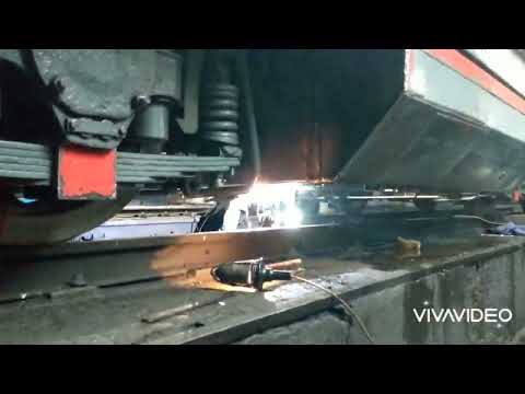 Welding the diesel tank to LDH locomotive(România🇷🇴)