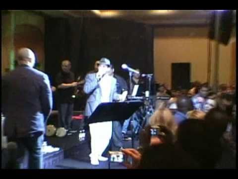 Issac Delgado - Live at Miami feat Michel Calvo 2009