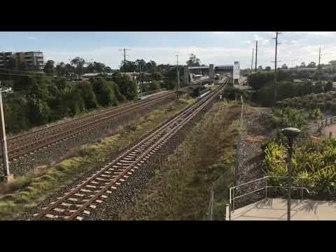 SSR CEY’s 004/001/007 haul there fully loaded coal train TM02 north bound at leumeah