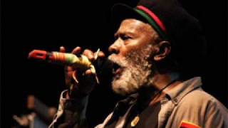 Old Marcus Garvey - Burning Spear