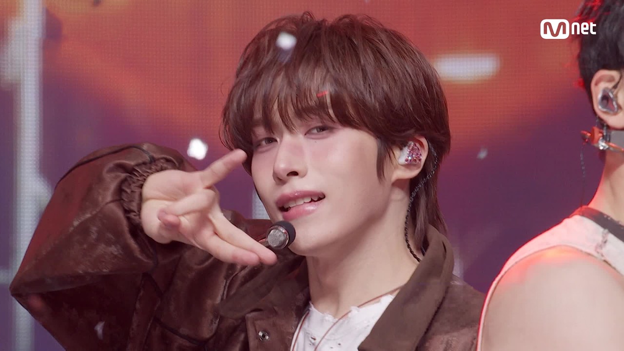 'COMEBACK' 원어스 (ONEUS) - 눈을 돌리지마 (Say Yes!) #엠카운트다운 EP.947 | Mnet 261001 방송