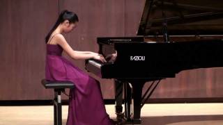 Tiffany Poon plays Beethoven Moonlight Sonata