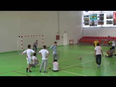 Karácsonyi Foci - 12.A vs. 11.osztály - Tizenegyes párbaj