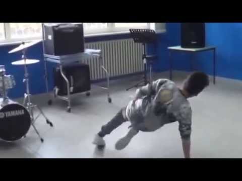 We are happy - Pharrel Williams from Istituto Comprensivo "Galateo-Frigole" - Lecce