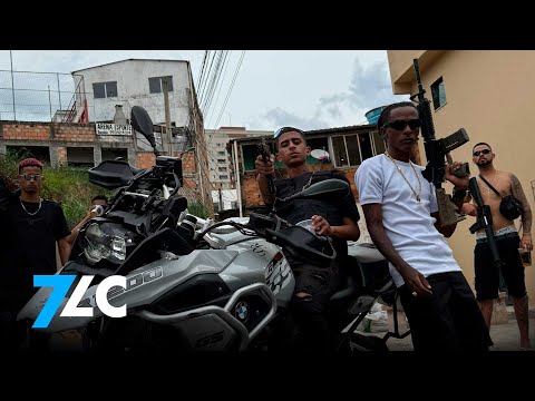 Glock de roupa - Titi - Mc Valtin (Yuhn) (Clipe Oficial)