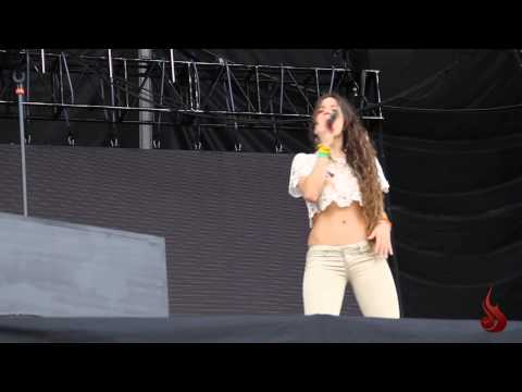 Duina Del Mar y Alejandro Sanz Souncheck Foro Sol Mexico