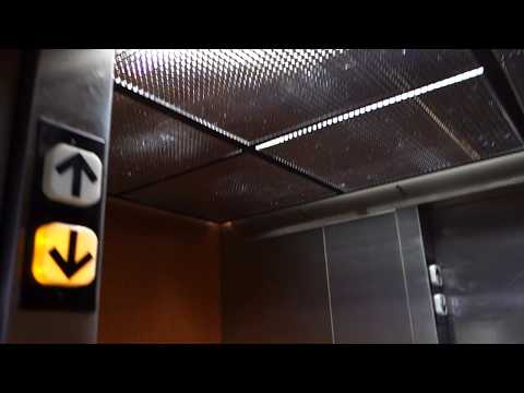 2001 Miami (Dover) Hydraulic Elevators @ Country Inn & Suites by Radisson, Orlando, FL, USA.