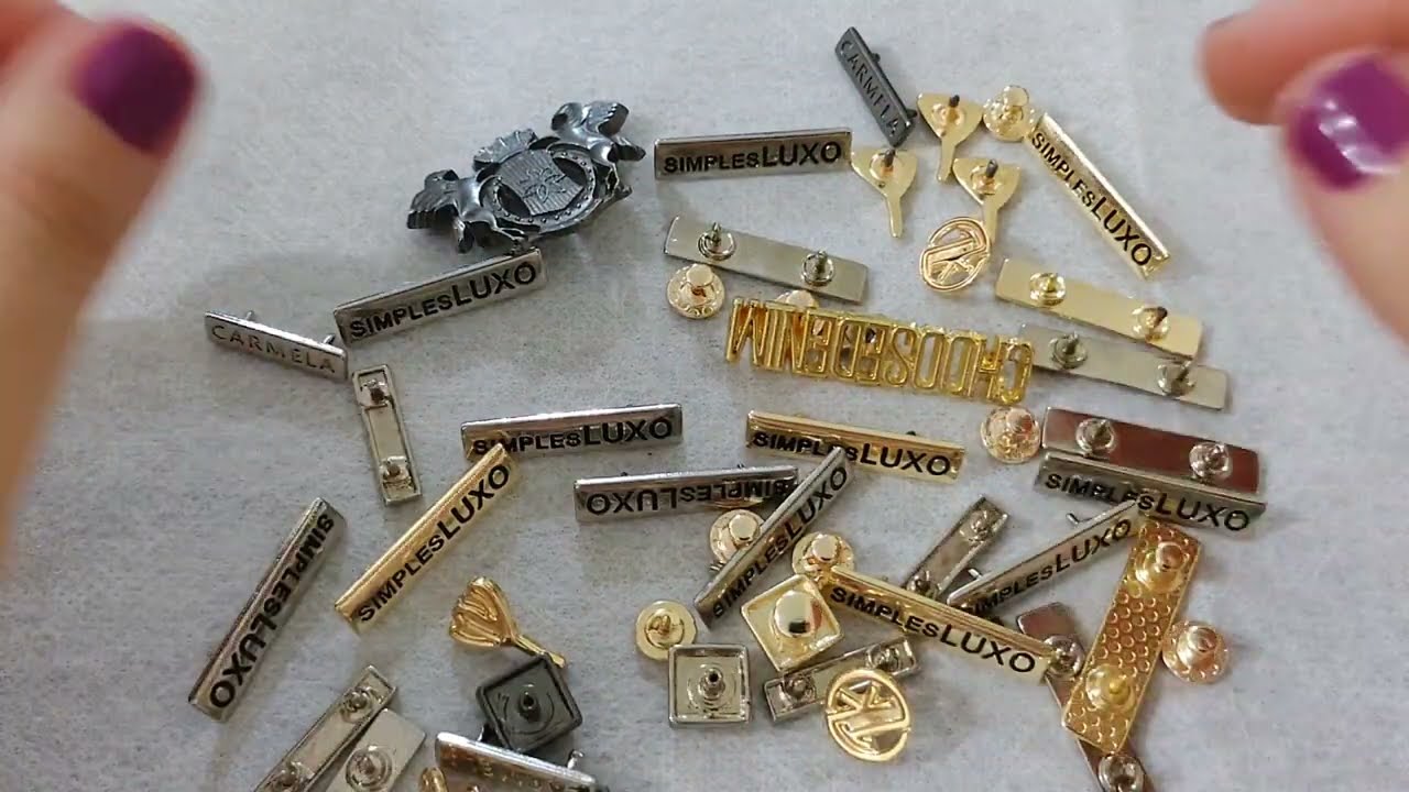 Watch Now PLAQUINHAS DE METAL COM REBITE PLAQUINHAS DE METAL COM REBITE