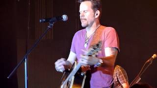 Gary Allan She&#39;s so California CMA Fest 2012