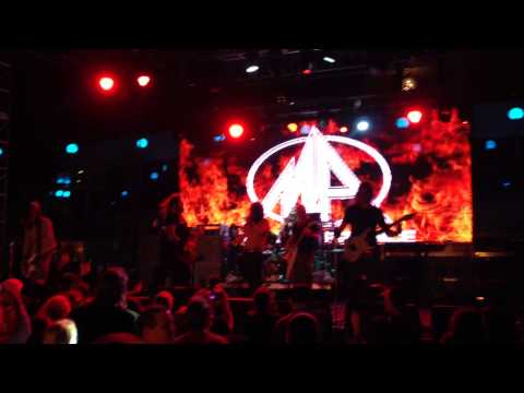 Metal Allegiance - "Walk" by Pantera
