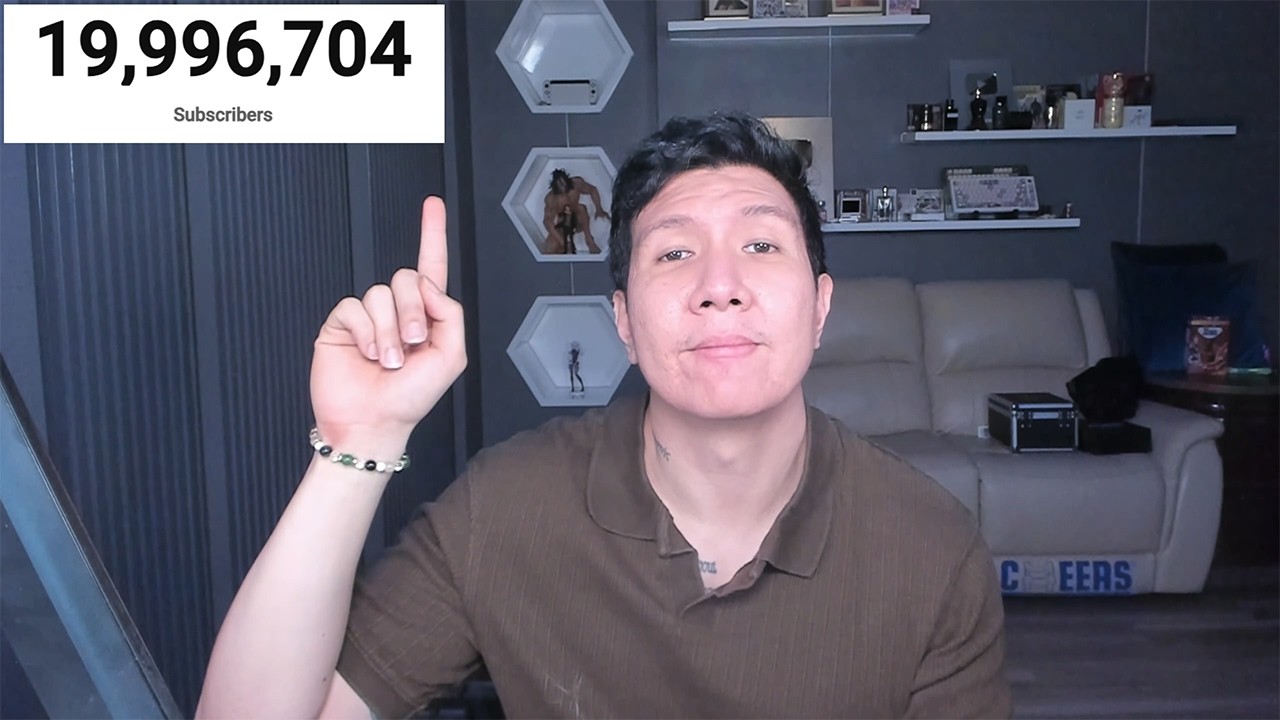 maaf tidak ada yang dramatis, hanya ingin melihat angka 20 juta bersama kalian....