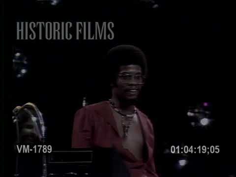 Herbie Hancock ft. Wah Wah Watson - "Bubbles" LIVE 1975