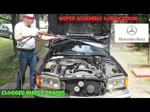 1981 MERCEDES W126 300SD: WIPER ASSEMBLY MAINTENANCE AND WATER DRAINS
