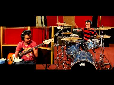 Dani California - Red Hot Chili Peppers Drum and Bass Guitar cover.
