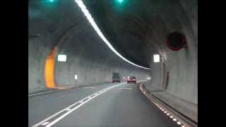 preview picture of video 'Hsuehshan Tunnel / 雪山隧道 / Xuě Shān Suì Dào'