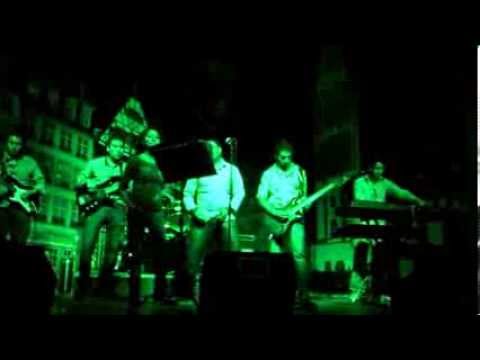 Liquid Pulse   Irish Pub   Another brick in the wall Cover)