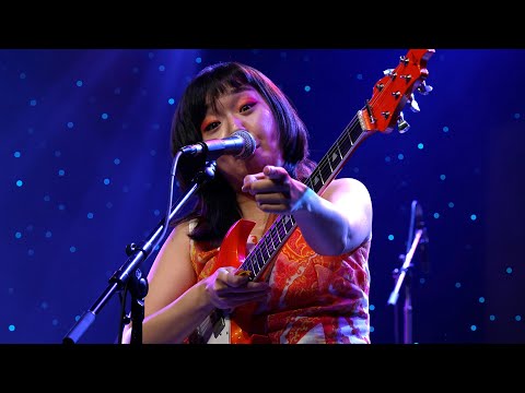 Otoboke Beaver - S'il vous plait / Love is Short (Live on KEXP)