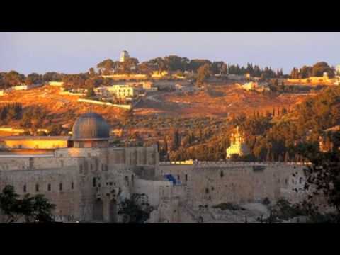 Um Povo Santo, Luiz de Carvalho & Denise Cardoso