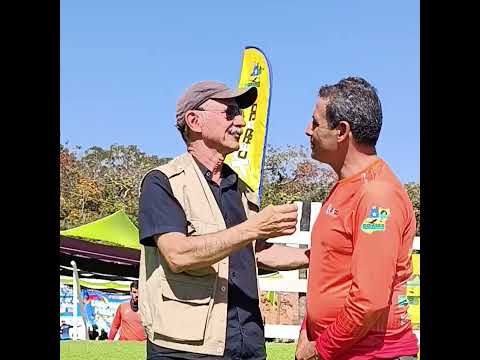 Parapente na Serra de Jaraguá, Goiás, Brasil. Uma das melhores rampas do mundo!