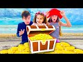 Nastya e sua aventura com brinquedos no Nastya e sua aventura com brinquedos no