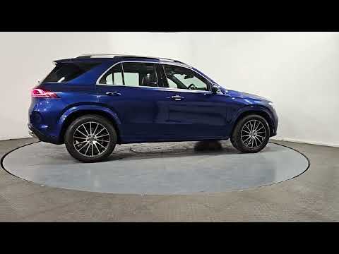 Mercedes-Benz GLE 300D 4MATIC Premium Plus/ 7Seats - Image 2