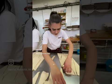 Nuestros 🥐🥐🤤