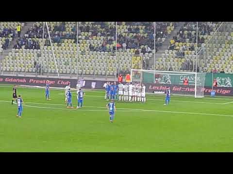 Lech Poznań vs Lechia Gdańsk  rzut wolny