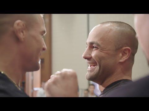 Eddie Alvarez Signs With One Championship