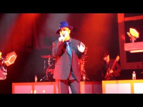 Mark Ronson with Boy George - Somebody To Love Me - IndigO2 16/02/2011