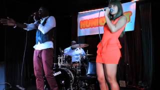No Tears Left- Davion Farris ft. Che&#39;nelle (Live from Los Angeles)