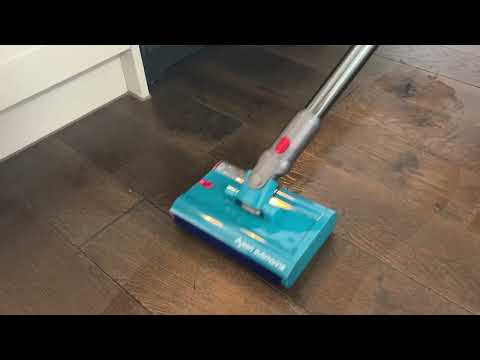 Dyson V15s Detect Submarine in action