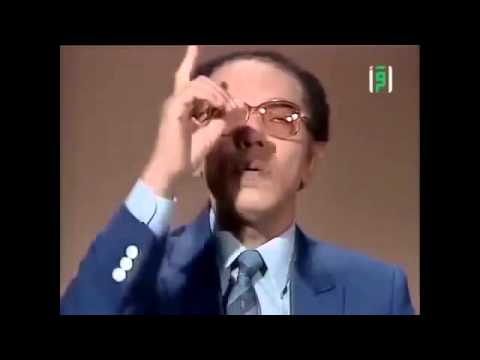 الدخان والدابة وانشقاق القمر