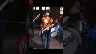 Download lagu MAMA aku! #anakband #musisiindonesia  #throwback  #minoruband #bandbandung #shorts mp3