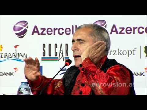 Alim Qasımov Azərbaycan təmsilçisinin mətbuat konfransında muğam ifa etdi