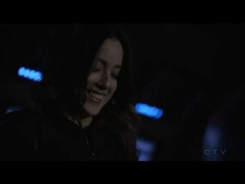 (Daisy Teases Coulson About Him & May's Kiss) Agents Of Shield 5x21