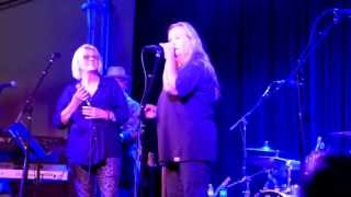Bonnie Bramlett & Tracy Nelson, When Something Is Wrong With My Baby