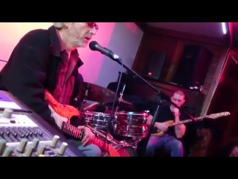 Balaton feat. Másik János - Azt hiszem / Berti dala / Ragaszthatatlan szív [Traban covers]