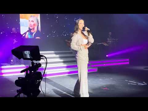 India Martínez las burbujas del jacuzzi Albacete