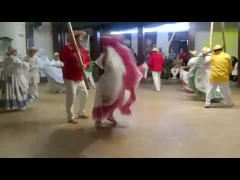 Maestro Emilio bailando grupo pueblito viejo Soata Boyaca