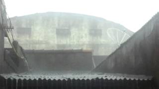 preview picture of video 'Muita chuva de granizo em São João de Meriti em pleno carnaval 2015'