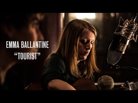 Emma Ballantine - Tourist - Ont Sofa live at Joe Allen
