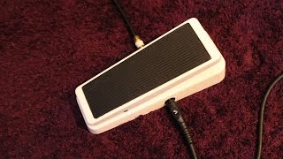 Video thumbnail for Quick Test - Dunlop 105q Bass Wah - Guitar by Dan Leggatt