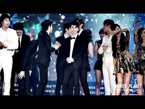 [Fancam] 120512 Cutie hobae EXO-K with their sunbae DBSK&SNSD @Dream Concert