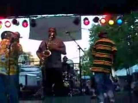 Dirty Dozen Brass Band - When The Saints Go Marching In