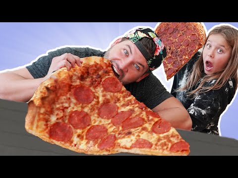 We Made a Giant Pizza w/ Giant Pizza Slice Hack!! DIY Foods Challenge
