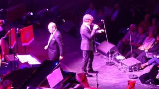 Lee Mead - Feeling Good, 8 December 2015