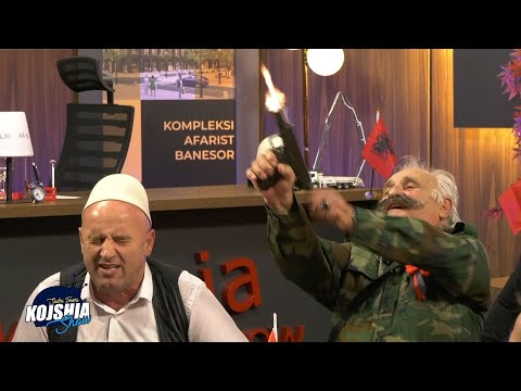Plaku si Hamëz Jashari gjuan me armë zjarri në emision kur i kendojn Adem Jasharit. Friksohen keq..