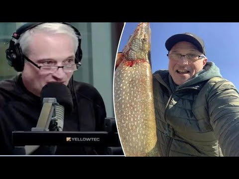 Radio host Dan Bernstein out at 670 The Score after threatening to dox social media user